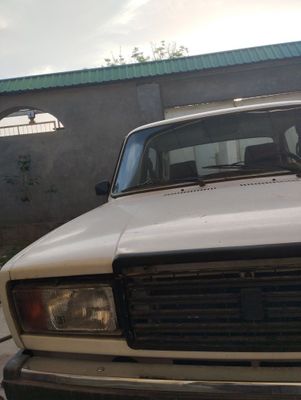 Vaz 2107 Sotiladi
