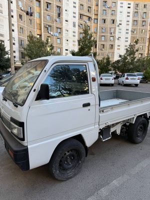 Labo 2023 yil sotiladi.