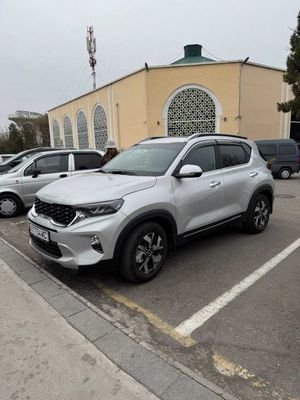 KIA SONET. 3 позиция. Фулл. Пробег 2200. Дата выдачи с салона 15.01.25