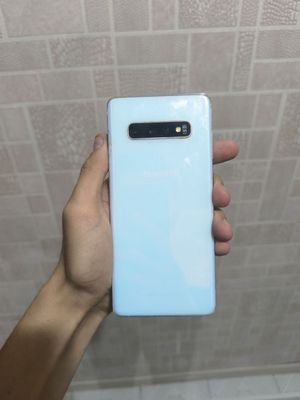 Samsung S10+ sotiladi