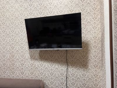 Televizor Roison zapchastga ekran singanmi