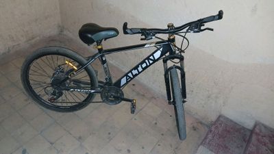 Velosiped sotiladi xolati yaxshi