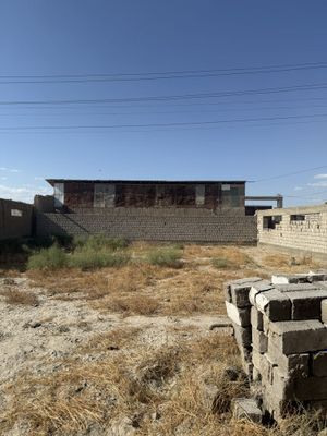 Uchastka sotiladi