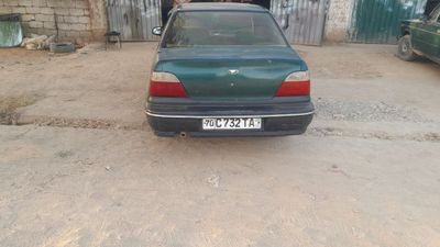 Nexia 1 yashil rangda yili 1999