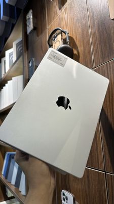 macbook pro m4 16/512 100% 20sikil Naxt va Nasiya savdo