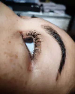 Ламинирование ресниц и бровей