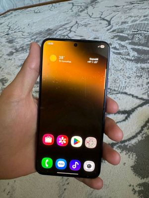 Samsung Galaxy S22 8/256