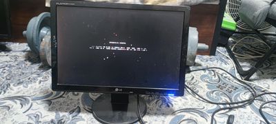 Продам мониторы  от компьютера