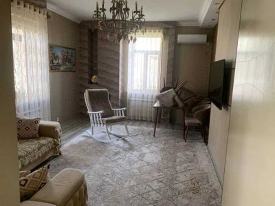 Идеальный вариант для семьи или иностранцев — 5-ком квартира с мебелью