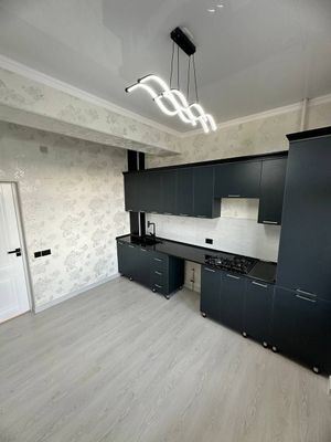 Срочно сотилади квартира