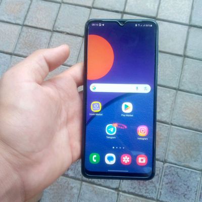 Samsung m12