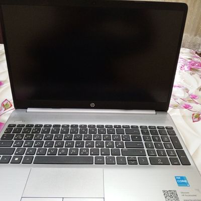 HP Intel core3 Noutbuk