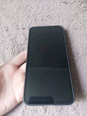 Samsung A56  5G   256 gb.  8+8 operativka