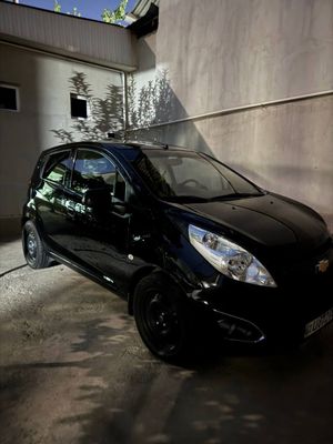 Qora Spark yili 2015