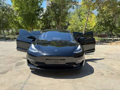 Продаю Tesla Model 3 Long Range (2021)