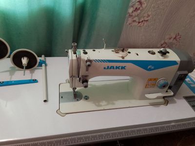 Промышленная швейная машина JAKK F5