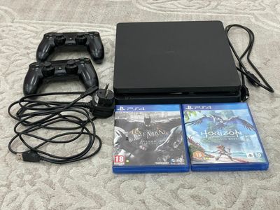 Продаю Sony PlayStation 4 Slim на 500гб