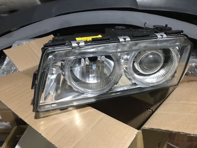 BMW E38 передная фара ангел глаз