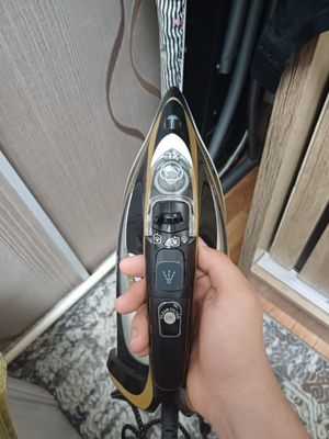 Продам утюг Tefal