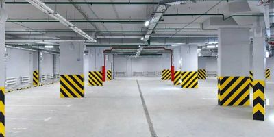 Юнусабад напротив ресторана Туркистан новостройке нежилой 5500м2 своя!