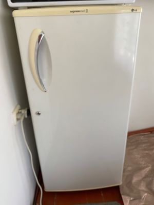 Продам холодильник рабочий