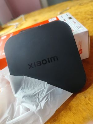 xiaoim tv box S ideal yangi xolatda
