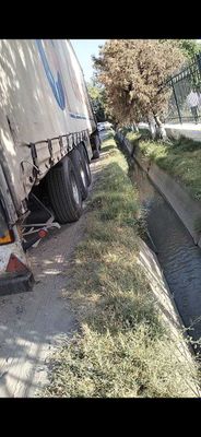 Автомашина сотилади DAF 95XF 530 й 2004 TRAILOR 2004
