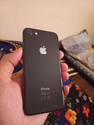 Iphone 8 tinq 64 li