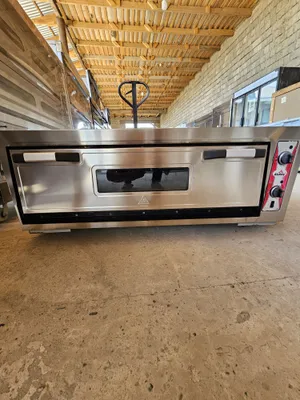 Pitsa pech razmeri 90 sm ga 90 sm kotasi bu