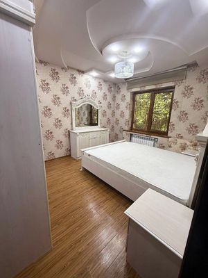 Чилонзор метро ёнида Оилага ва қизларга квартира ижарага берилади.