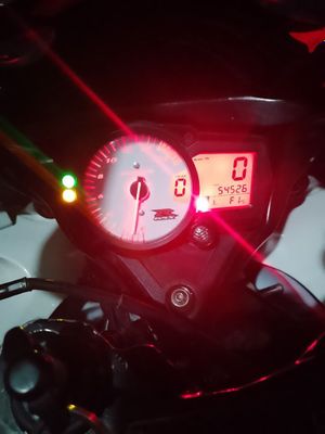Suzuki gsx 750 kup xolati yaxwhi zor tezlik 300 +