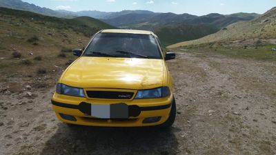 Нексия сотилади 2002 й