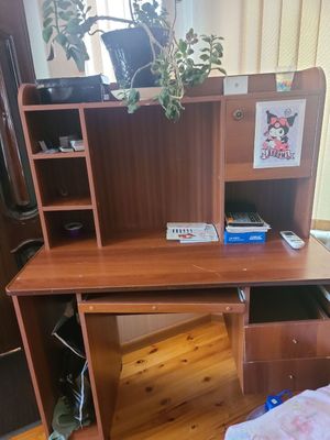 Срочно сотаман компьютерный стол