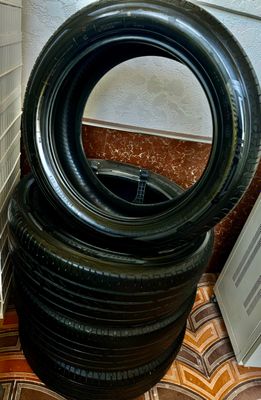 ATLAS 215/55 R18