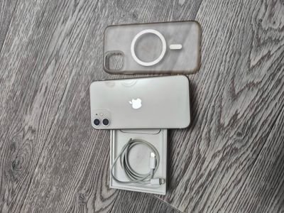 iPhone 11 white 64GB