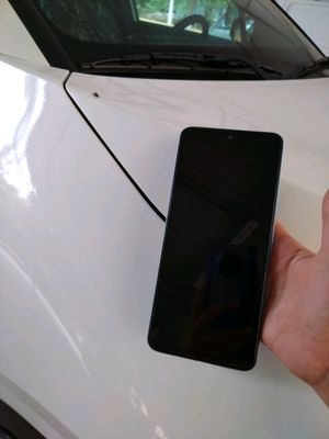 Redmi 12 hech joyi sinmagan qirilmagan