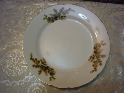 Блюдо. Китайский фарфор с сусальным золотом. Времён СССР.