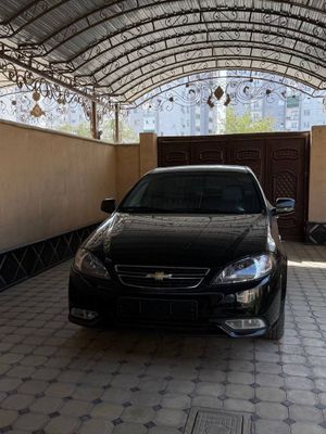Chevrolet Jentra