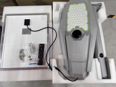 солнечный светодиодный прожектор XJ906 600W