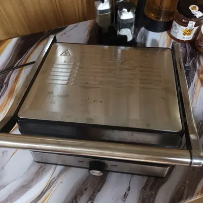 Срочно продаю электрическую гриль