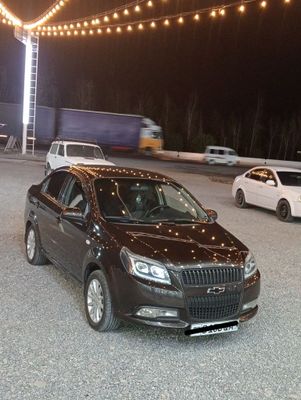 Nexia 3 sotiladi