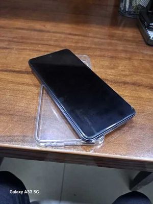 Infinix HOT 40i.