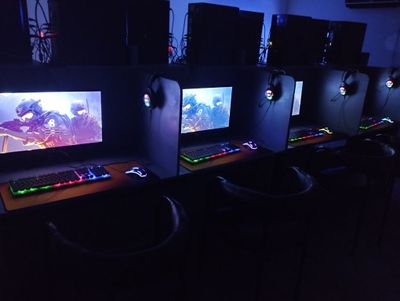 Games club tayor biznes