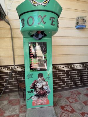 Boks aparat sotiladi holati yahshi plata yangi nahi kelishamiz arzon