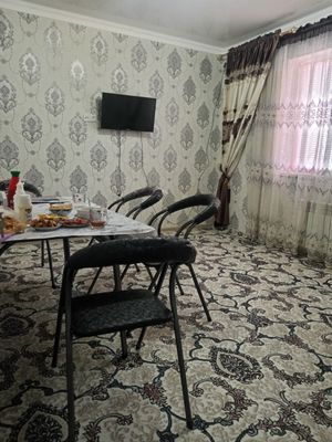 Ijaraga 3 xonali lux sharoitli uy beriladi