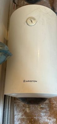 Аристон продам 80 литров