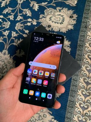 Poco f 1 telefoni 64 GB