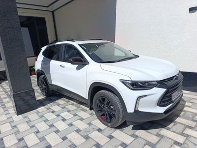 Tracker redline yangi sotiladi
