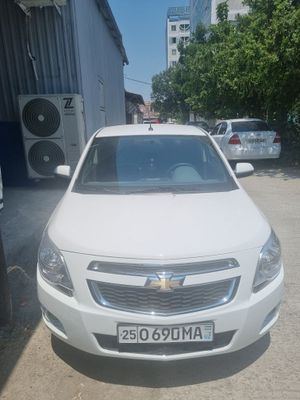 Cobalt sotiladi 1 qul minilgan toza mashina