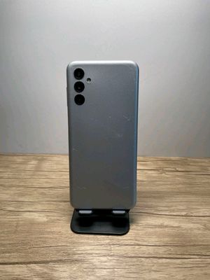 Samsung m13 sotiladi